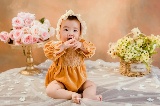 广州代怀试管生子宝宝多大可以吃水果